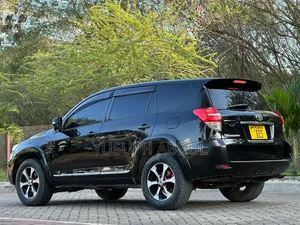 Toyota Vanguard 2010 Black