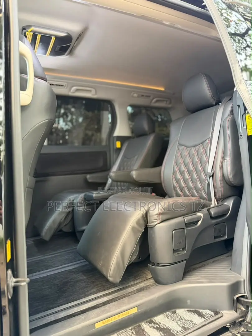 Toyota Alphard 2.4 Petrol AWD 2011 Black