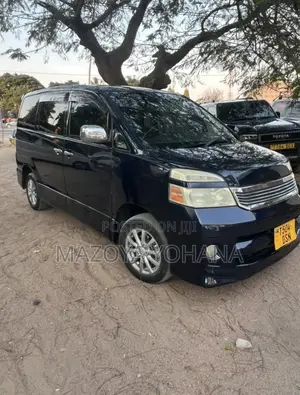 Toyota Voxy X 2WD 8-Seater 2006 Black