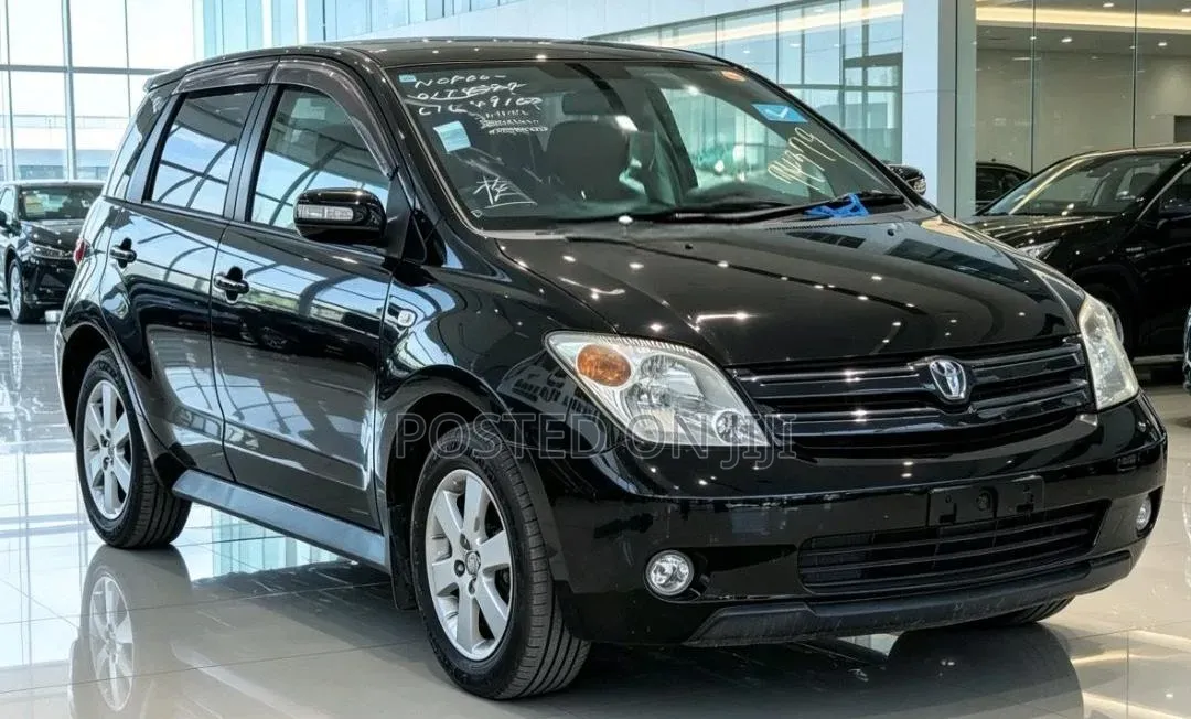 Toyota IST 2004 Black