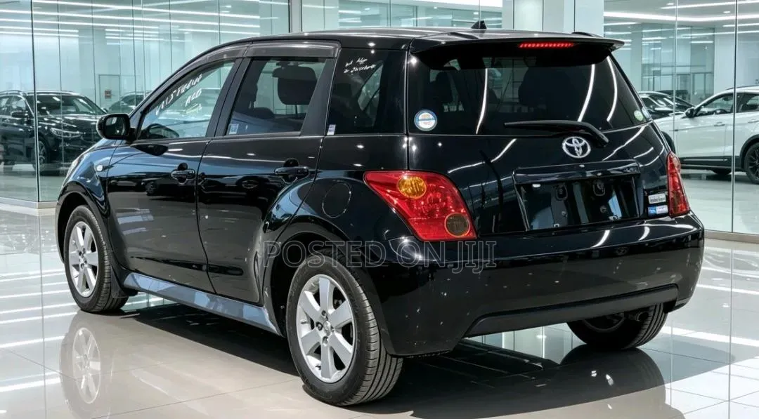Toyota IST 2004 Black