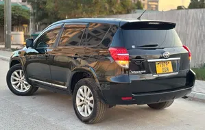 Toyota Vanguard 2010 Black