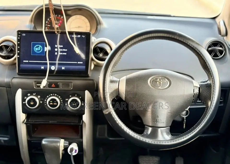 Toyota IST 2006 Gray