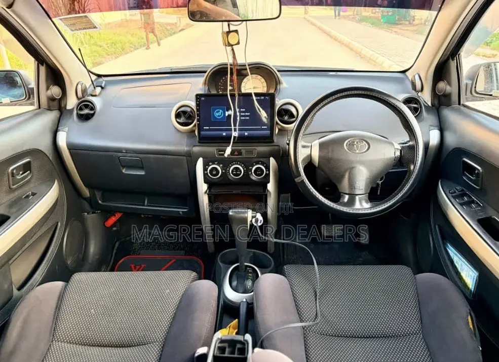 Toyota IST 2006 Gray