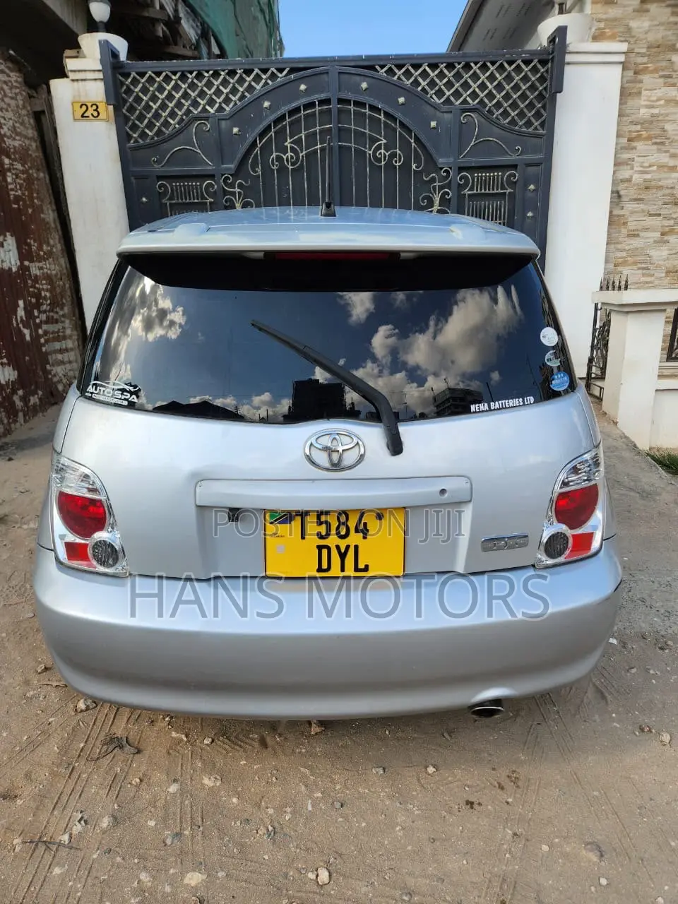 Toyota IST 2007 Silver
