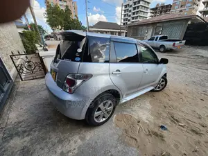 Toyota IST 2007 Silver