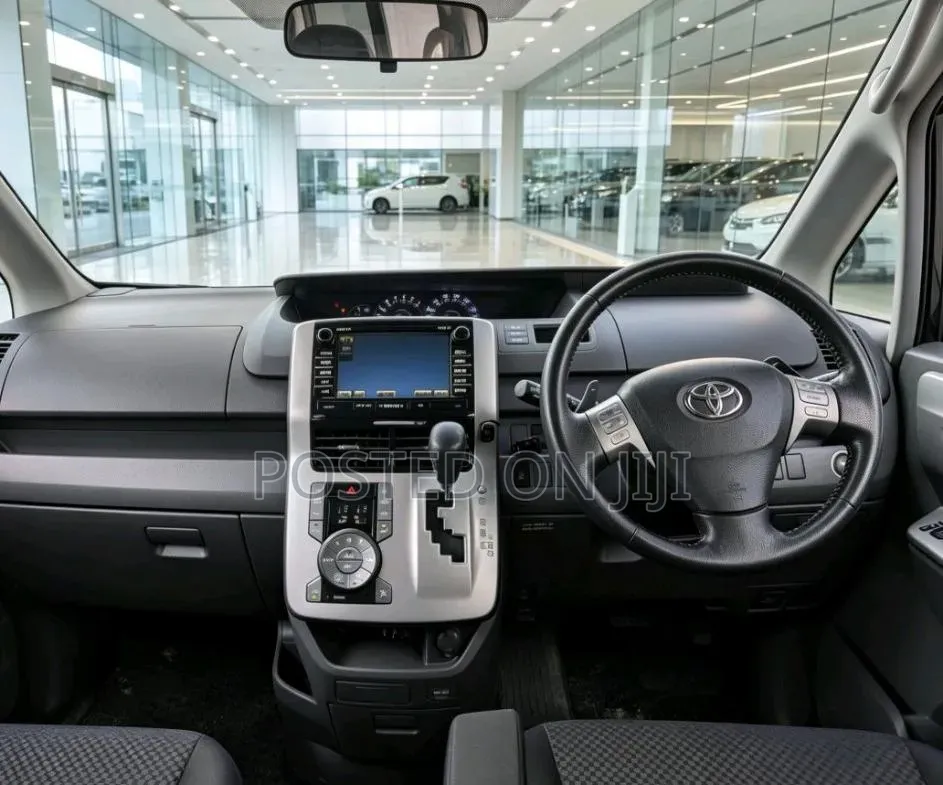Toyota Noah 2007 Black
