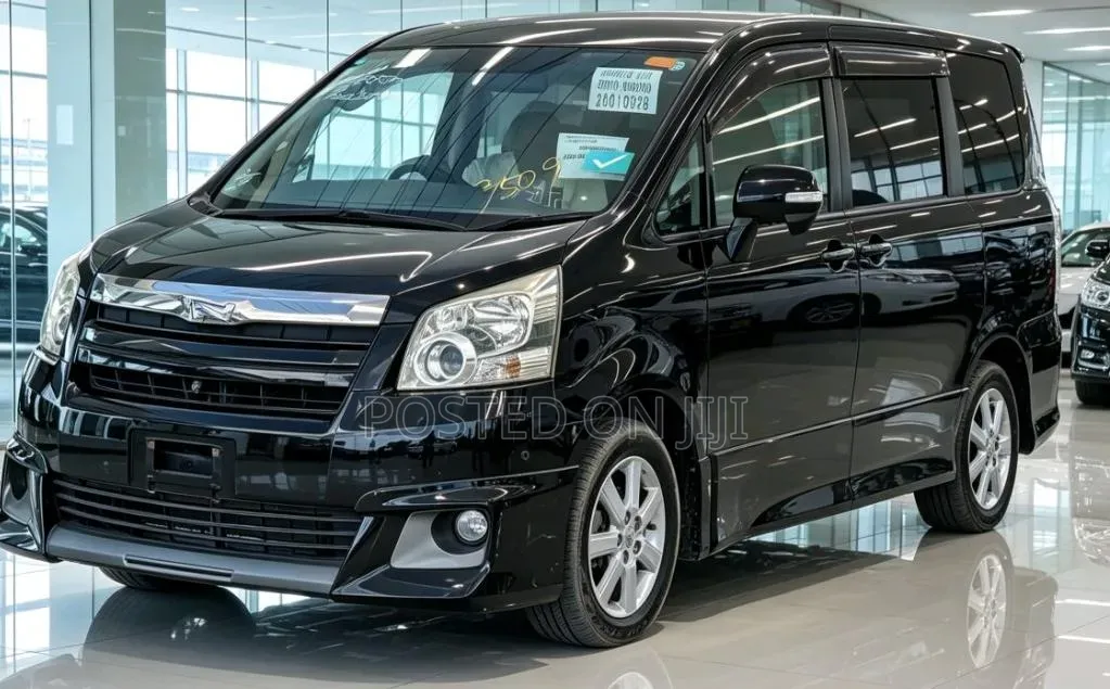 Toyota Noah 2007 Black