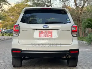 Subaru Forester 2.0XT Premium AWD 2017 White