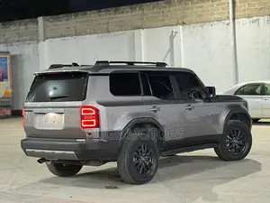 Toyota Land Cruiser Prado 2024 Gray