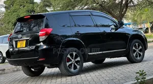 Toyota Vanguard 2011 Black