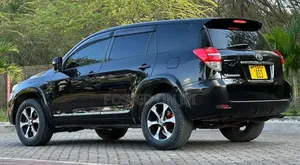 Toyota Vanguard 2011 Black