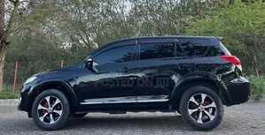 Toyota Vanguard 2011 Black