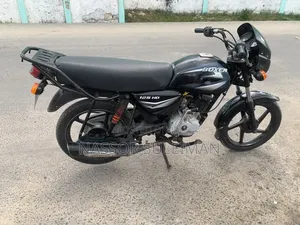 Bajaj Boxer 125 2025 Black