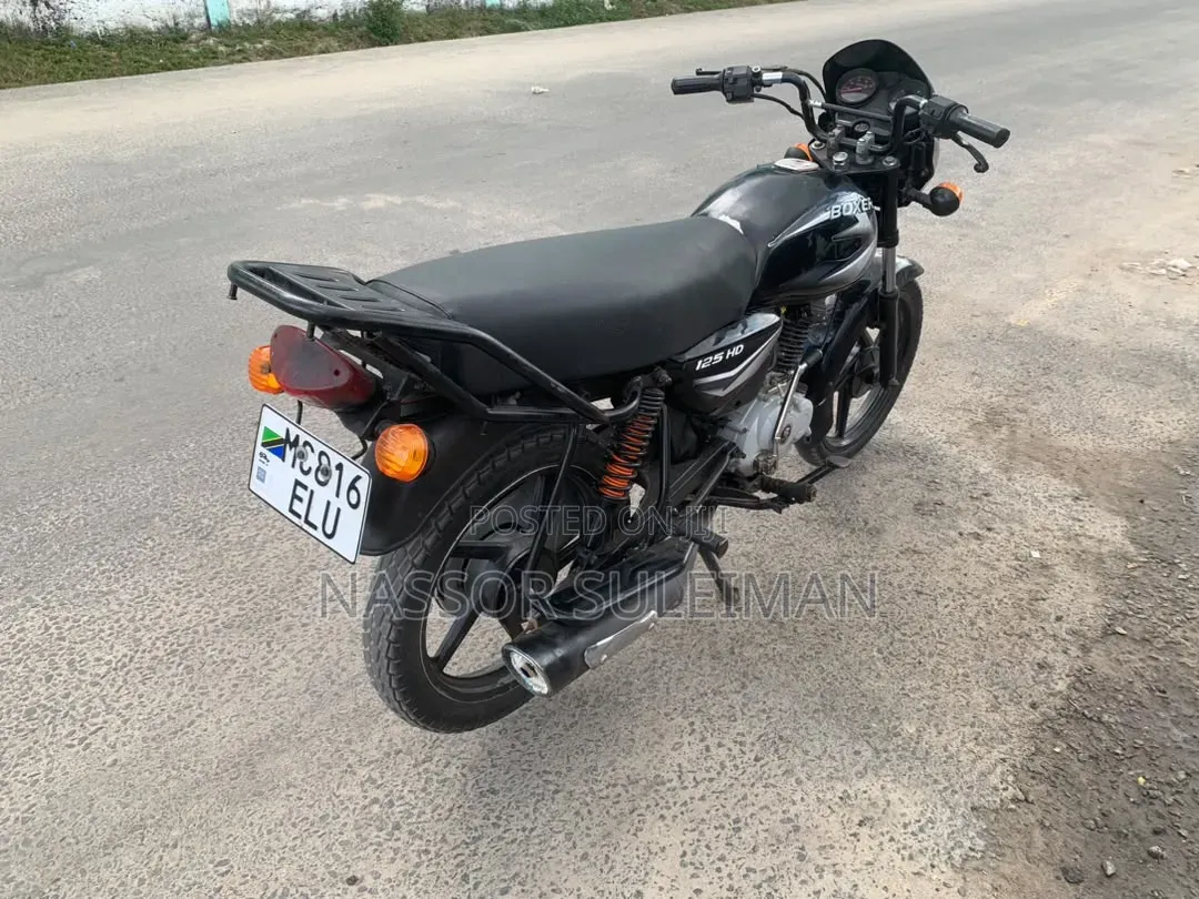 Bajaj Boxer 125 2025 Black