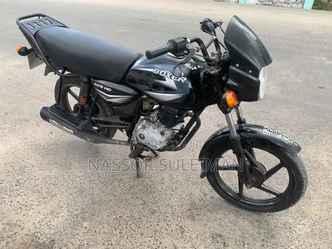 Bajaj Boxer 125 2025 Black