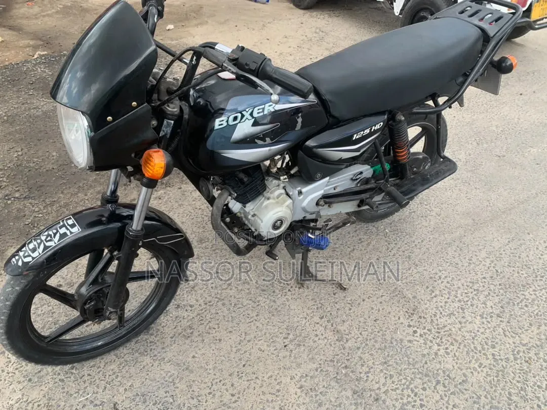 Bajaj Boxer 125 2025 Black