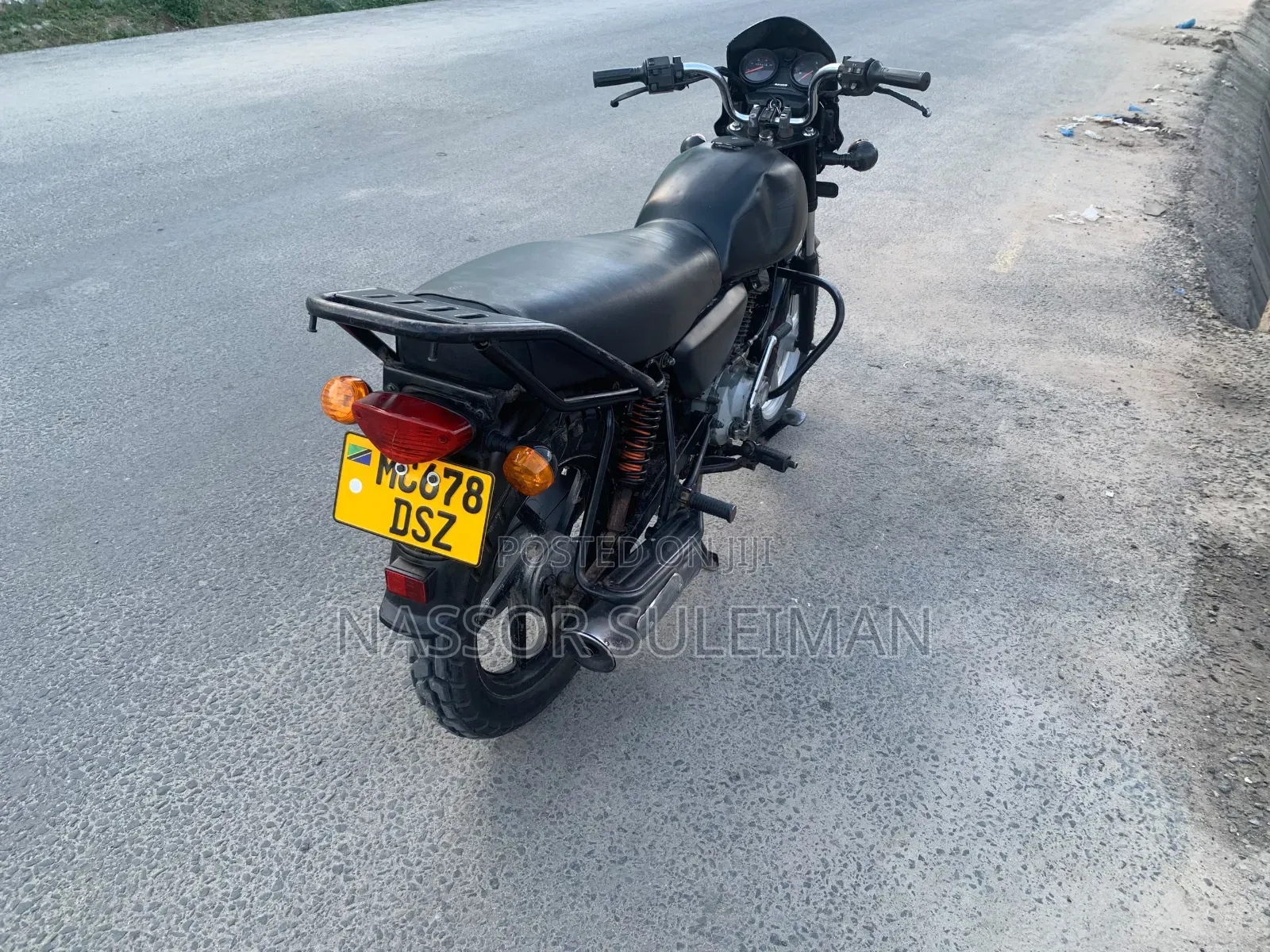 Bajaj Boxer 125 2024 Black