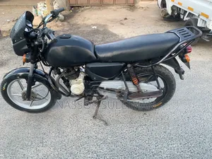Bajaj Boxer 125 2024 Black