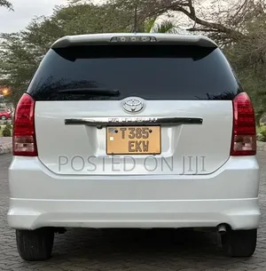 Toyota Wish 2005 White