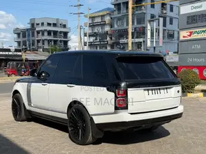 Land Rover Range Rover Vogue 2016 White