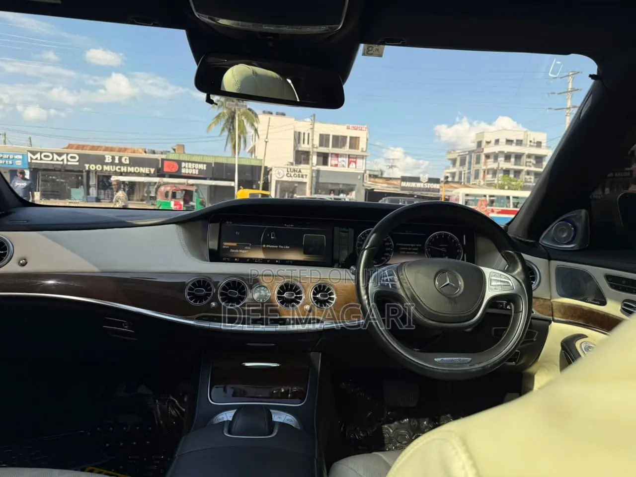 Mercedes-Benz E200 2014 Black