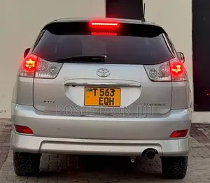Toyota Harrier 2005 Silver