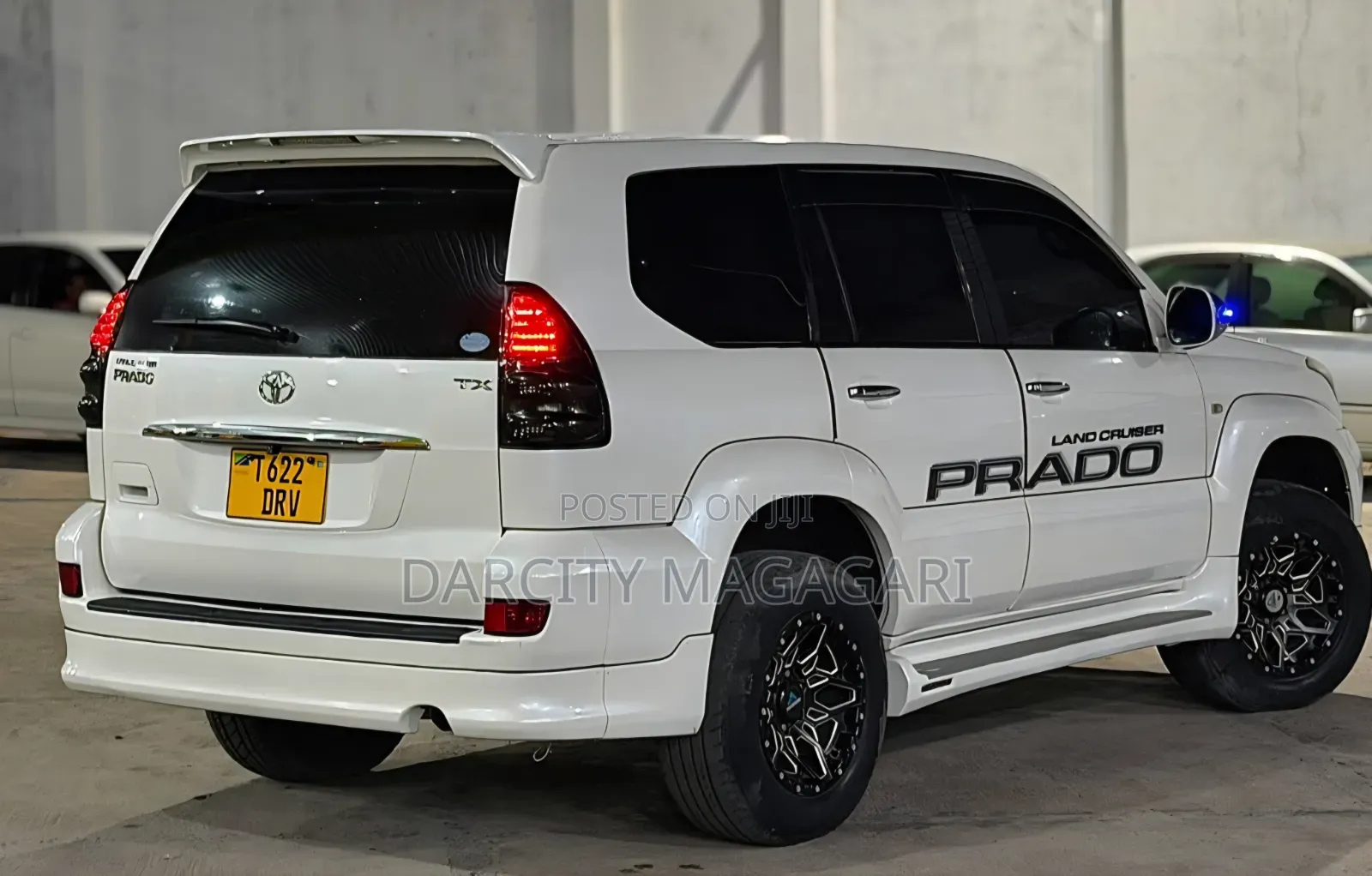 Toyota Land Cruiser Prado 2005 White