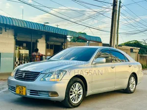 Toyota Crown 2006 Silver