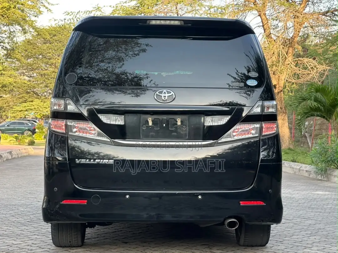 Toyota Alphard 2.4 Petrol FWD 2008 Black