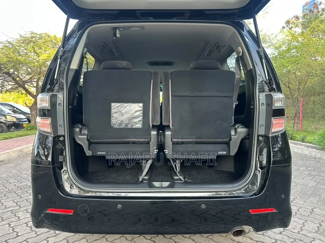 Toyota Alphard 2.4 Petrol FWD 2008 Black