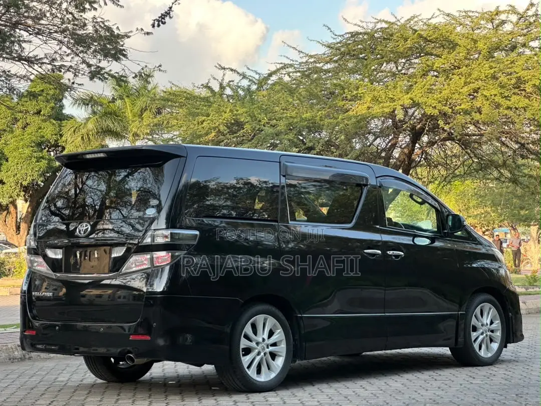 Toyota Alphard 2.4 Petrol FWD 2008 Black