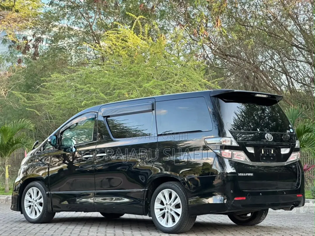 Toyota Alphard 2.4 Petrol FWD 2008 Black