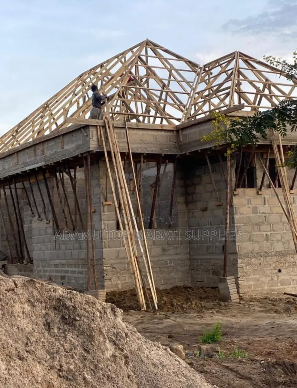 Nyumba Yenye Hadhi Inahitaji Bati Yenye Ubora!