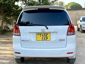 Toyota Corolla Spacio 2005 Pearl