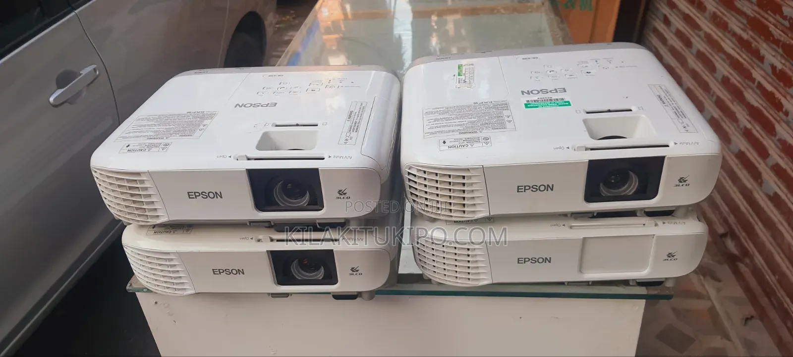 Offer Prices Epson Projector X39 in Clean Condition