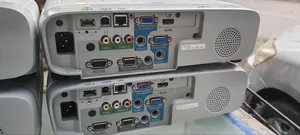 Offer Prices Epson Projector X39 in Clean Condition
