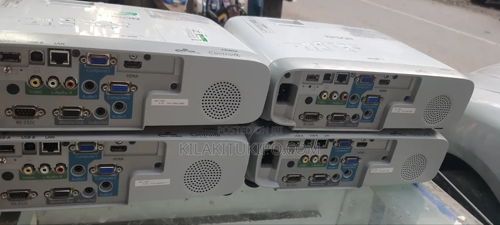 Offer Prices Epson Projector X39 in Clean Condition
