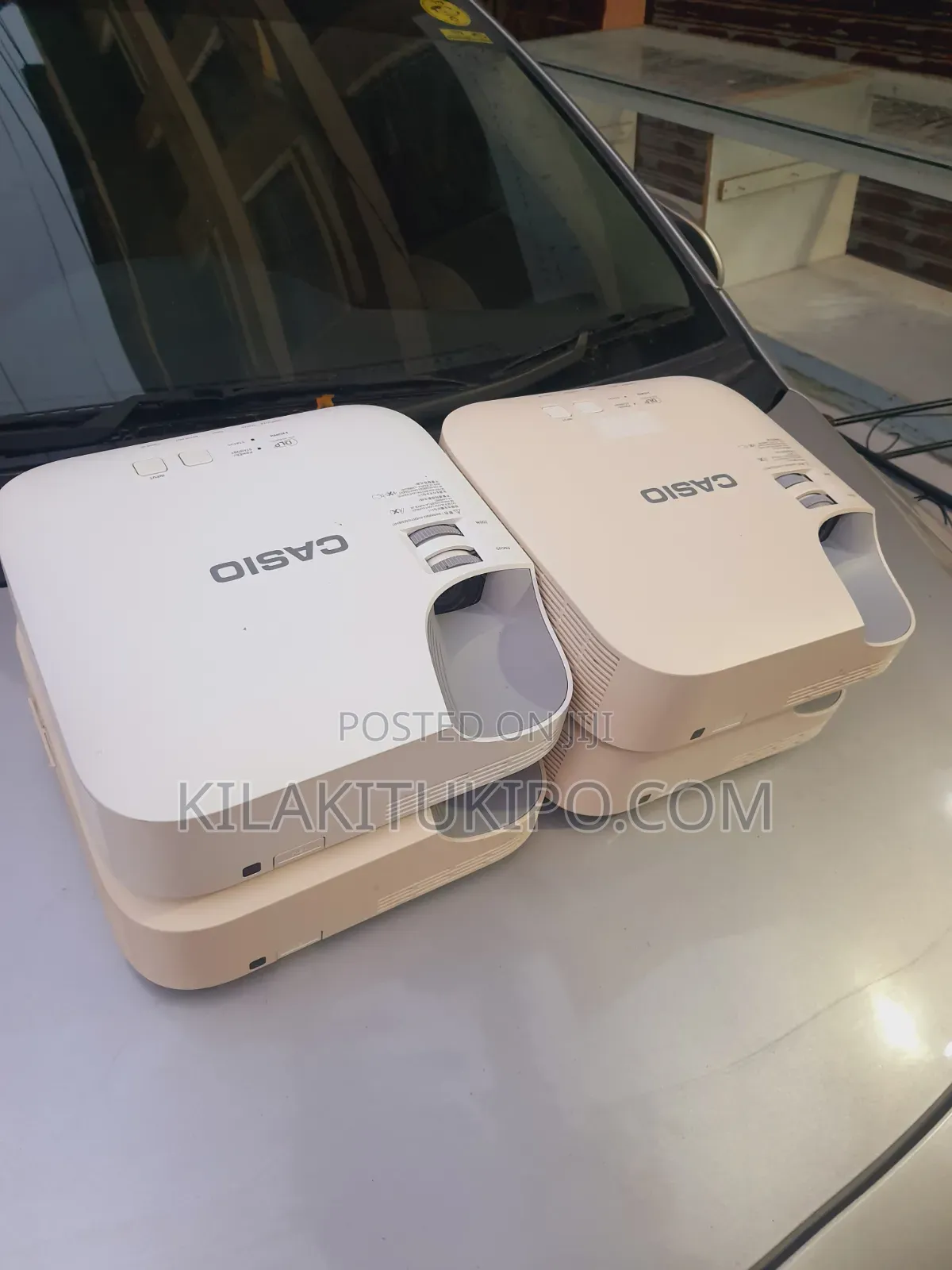 Casio Projector Used in Good Condition
