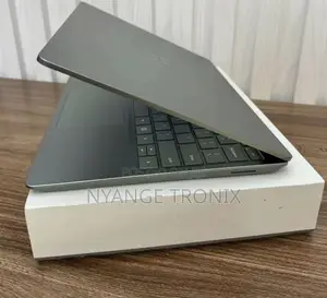New Laptop Microsoft Surface Go 3 8GB Intel Core i5 SSD 256GB