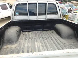 Toyota Hilux 2.5 Cab 2005 Silver