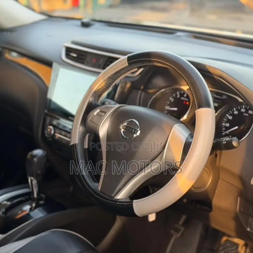 Nissan X-Trail 2015 Black