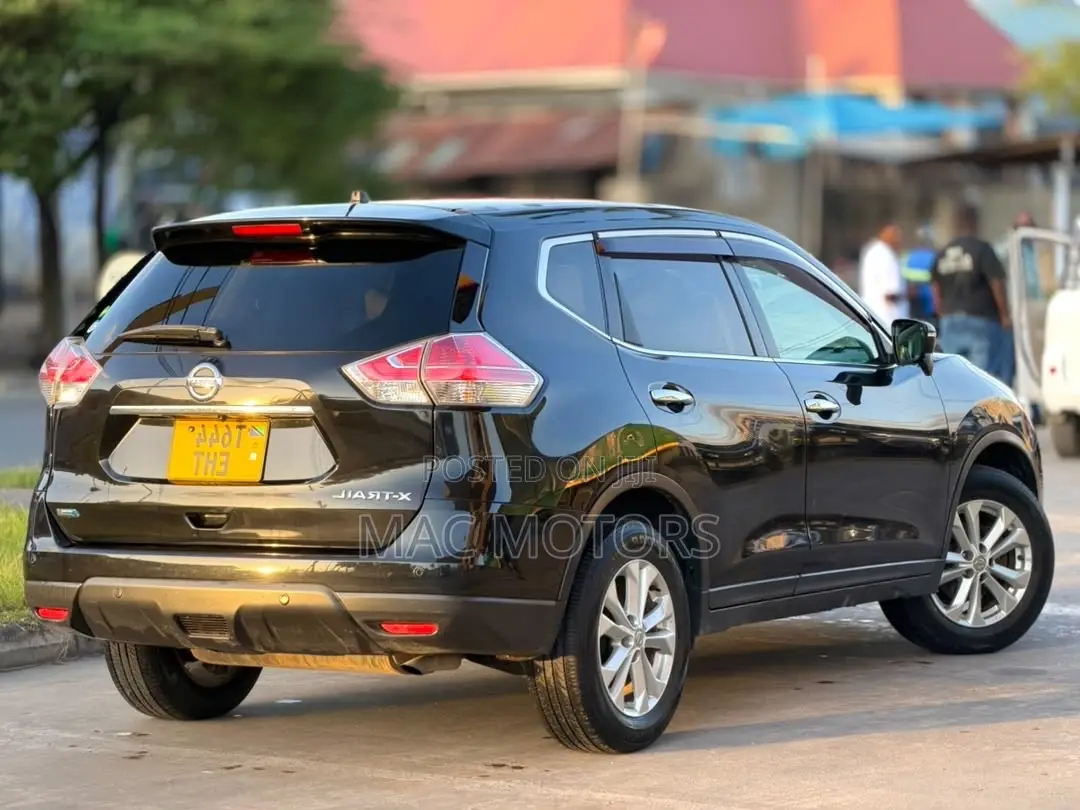 Nissan X-Trail 2015 Black