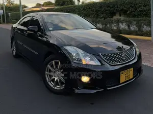Toyota Crown 2009 Black