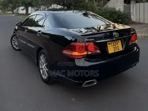 Toyota Crown 2009 Black