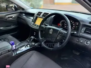 Toyota Crown 2009 Black