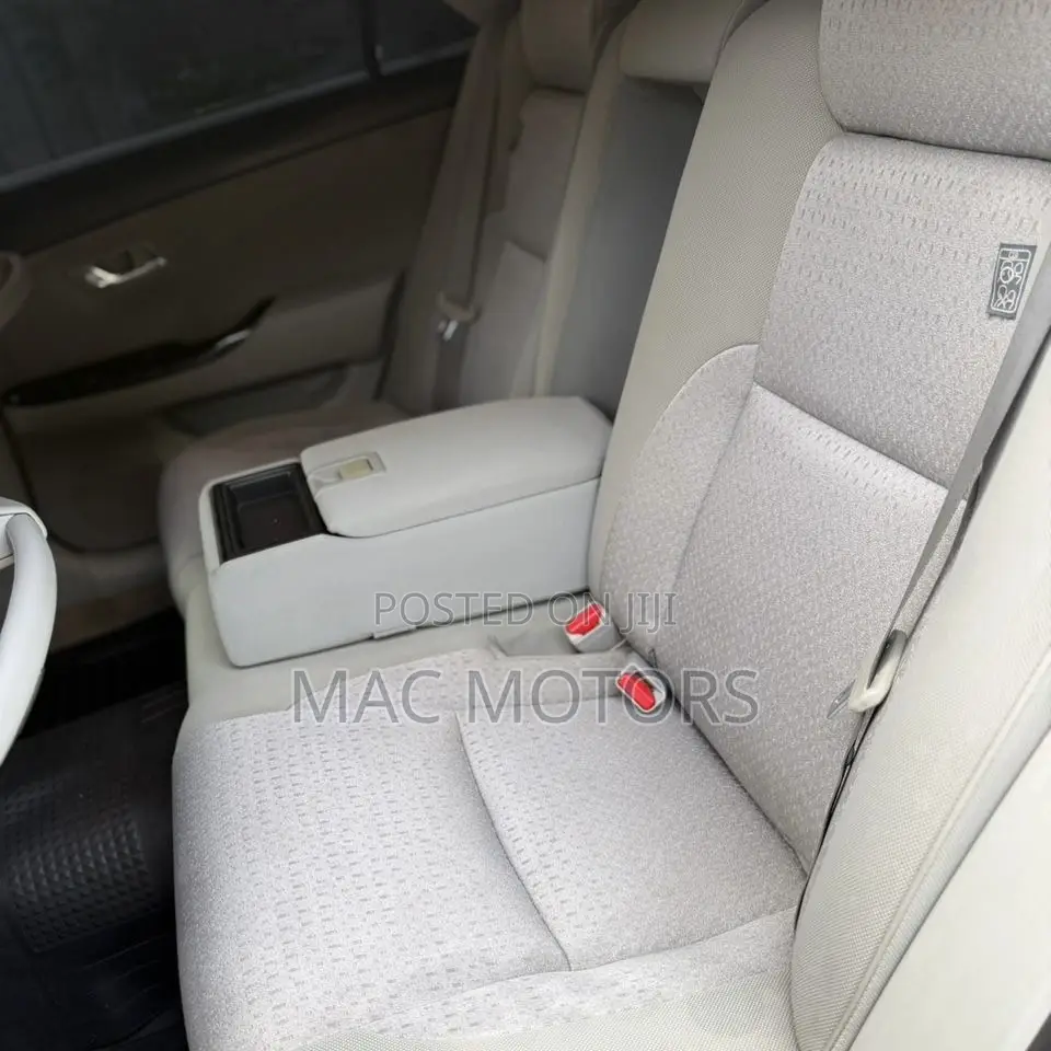 Toyota Crown 2009 Black