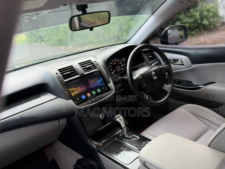 Toyota Crown 2009 Black