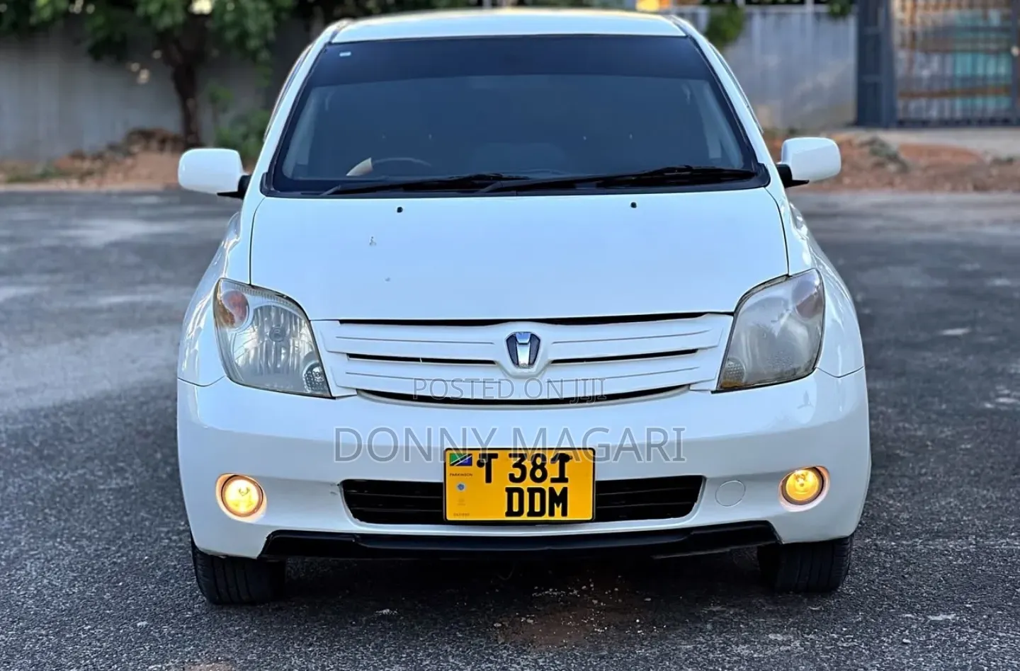Toyota IST 2004 White