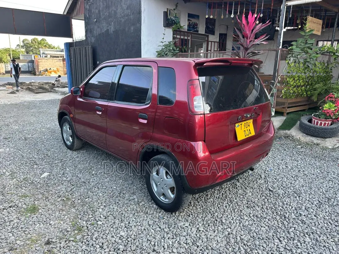 Suzuki Swift 2003 Maroon